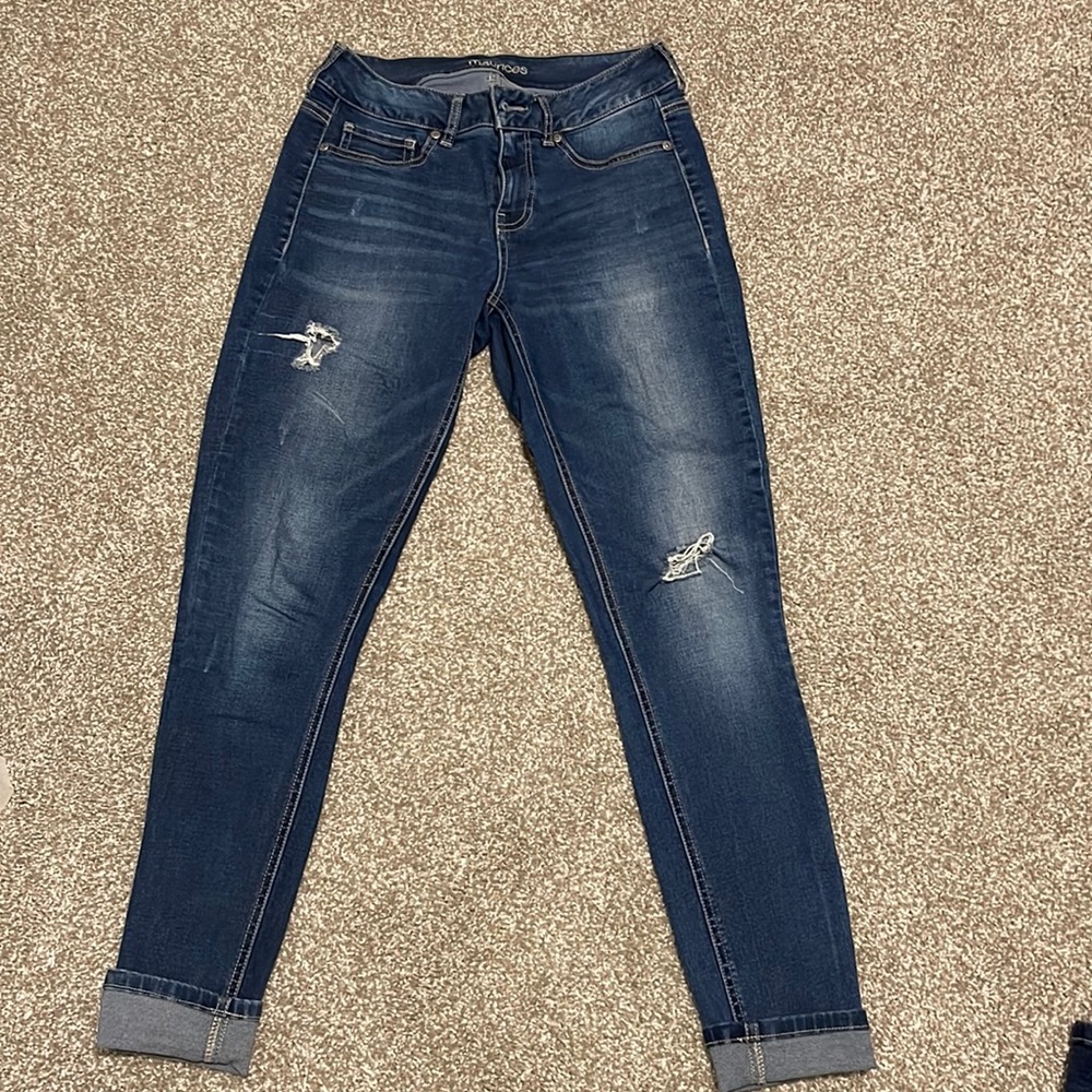 Maurice’s size small regular jegging.